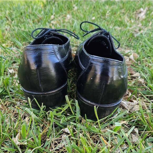Florsheim Classic Black Oxfords Size 10.5